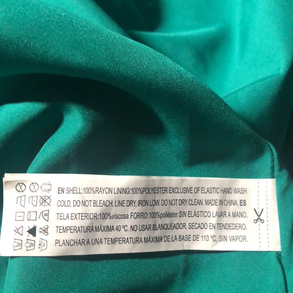 Forever 21 Off-the-Shoulder Mini Dress - Picture 6 of 6